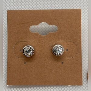 Vintage silver tone rhinestone studs